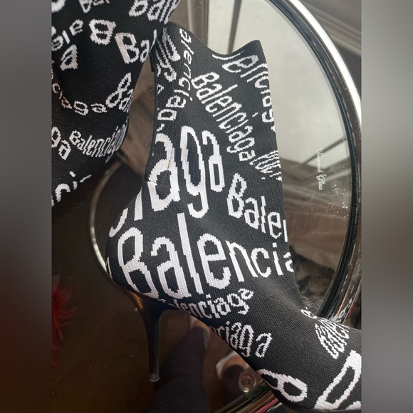 Balenciaga sock boots never worn I have box. - Picture 3 of 6